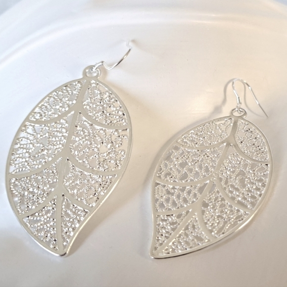 925 Sterling Silver Earrings - Picture 2 of 6